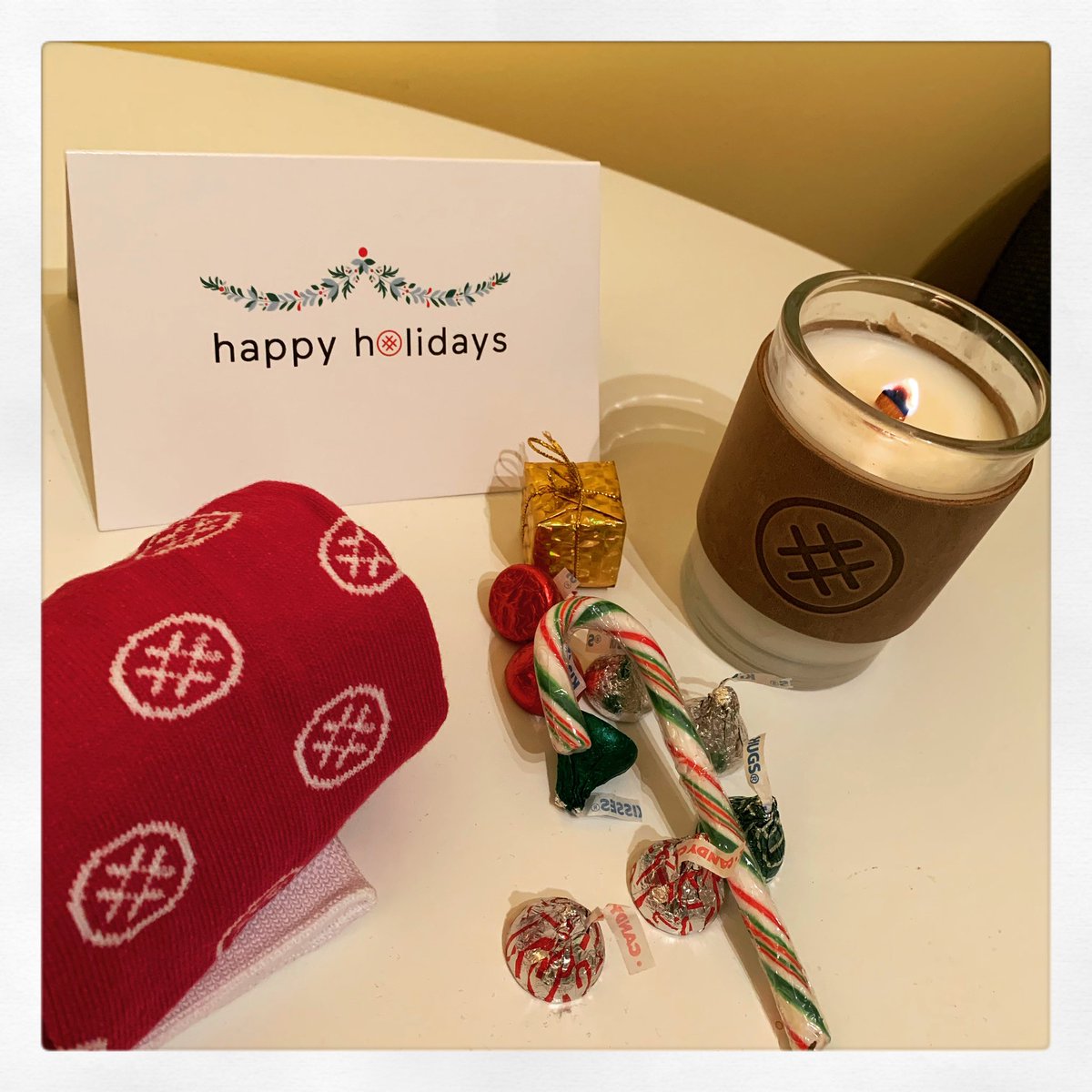 5hel2l2y's tweet image. bitter sweet here in Toronto missing my @learningcodeyyc gang || #CanadaLearningCode #holidayseason #holidayspirit #MentorLove