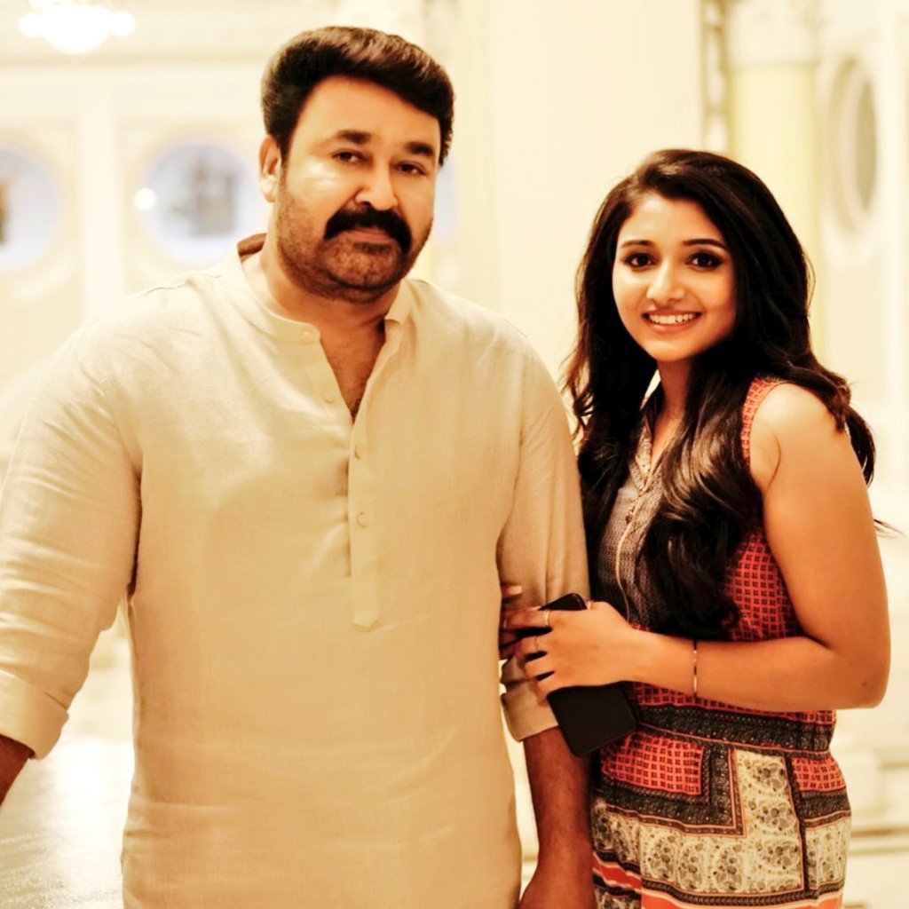 kayaldevaraj's tweet photo. Lovely Pair 
@mirnaaofficial #Lalettan @Mohanlal 
#BigBrother #Mirnaa ❤️ https://t.co/KylXeuSF3l