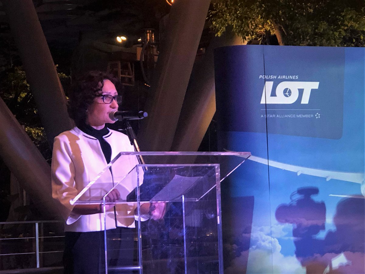 Congratulations to @LOTAirlines for their 90th anniversary. Very few airlines can boast such a long history and heritage. They re-launched the #Warsaw-#Singapore connection in May 2018 and many new #CEE destinations from Singapore.

#travel #airlines #lotpolishairlines #cee #sg