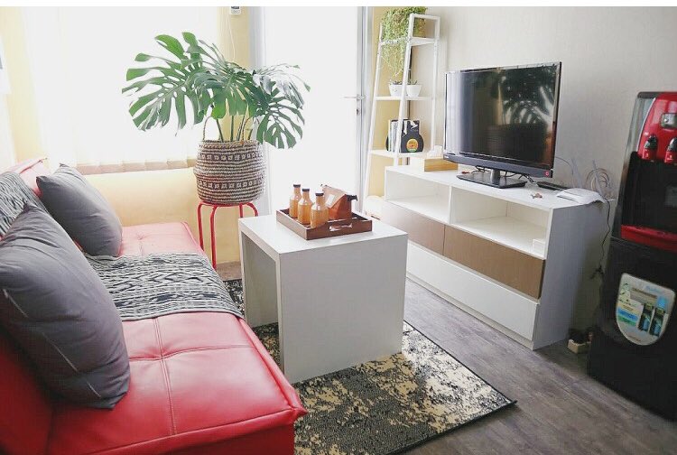 _doraredre's tweet photo. Kamar AirBnB Bandung 12-25 $ atau Rp 160-350k Pastinya Instagramable, Di Tengah Kota! 

*Kumpulan kamar AirBnB yang sesuai selera aku. Thread ini untuk membantu filter kamar Air Bnb di Bandung dg harga low, review bagus, dan estetik. 

IG  https://t.co/w1h3CEAsSD https://t.co/qJ64vyxWAQ
