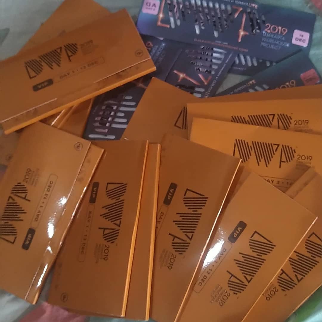 TixGIGS's tweet photo. JUAL TIKET  DWP "DJAKARTA WAREHOUSE PROJECT 2019". Tinggal terima beres ga perlu antri tukar tiket dan bisa diantar kerumah. Garansi 100% no tipu tipu, tiket di jamin keasliannya. Sistem bisa COD. https://t.co/dVRm8iN4Ot