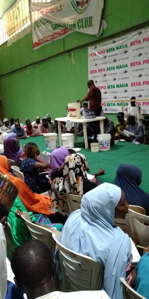 damazingamazon's tweet photo. The skills we taught are those that require minimal capital to start a business. And these businesses can be done from home! We hope participants would make good use of this opportunity and get their 2020 off to a good start . @GovKaduna @elrufai @KDHSSD https://t.co/yegUDGNqIT