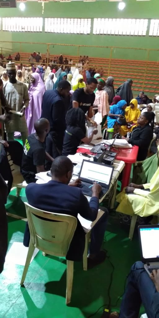 damazingamazon's tweet photo. The skills we taught are those that require minimal capital to start a business. And these businesses can be done from home! We hope participants would make good use of this opportunity and get their 2020 off to a good start . @GovKaduna @elrufai @KDHSSD https://t.co/yegUDGNqIT
