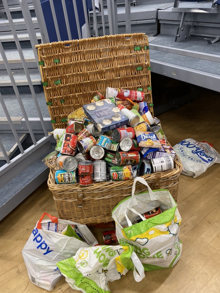 CrawshawYear7's tweet photo. Fabulous turnout for Xmas jumper day.  Amazing amount of donations for Food Bank. Thank you students and parents of Year 7. https://t.co/xfVBBy7iww
