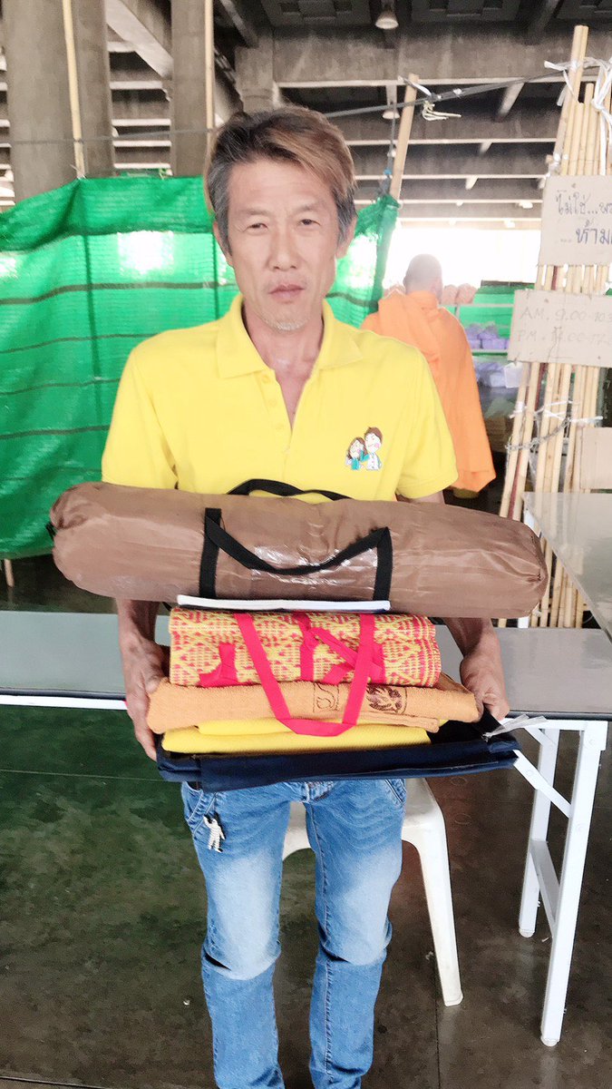 Psanitwong's tweet image. "ทุกวันเวลามีค่า ก้าวไปข้างหน้า ชวนบวช"
    
13ธ.ค.2562 บันทึกบุญการออกไปทำหน้าที่ชวนบวช และภาพผู้มีบุญทยอยเดินทางมารายงานตัว เพื่อเข้าโครงการบวชบูชาธรรม 79ปี หลวงพ่อทัตตชีโว เพื่อศึกษาธรรมะและปฏิบัติธรรม ตามธรรมวินัยของพระสัมมาสัมพุทธเจ้า
" ฝึกตน ทนหิว บำเพ็ญตบะ เป็นพระแท้ "