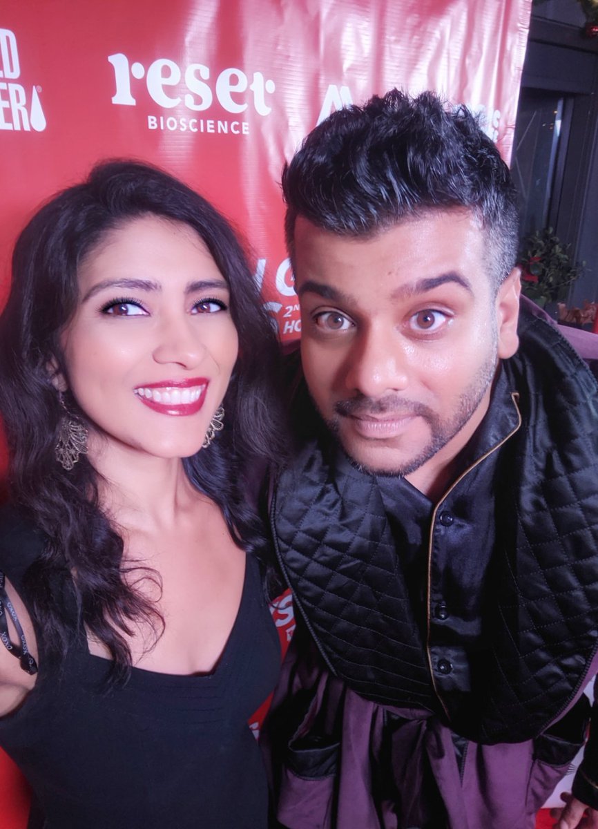 ChhayaNene's tweet photo. So much with with #suchgoodguys tonight bringing #toysfortots ๐ thank you for such a fun night! @sunkrishbala @pejvahdat @KaviLadnier @venkmod #brownpeoplemagic #ThursdayThoughts https://t.co/ml0D5IoJPN