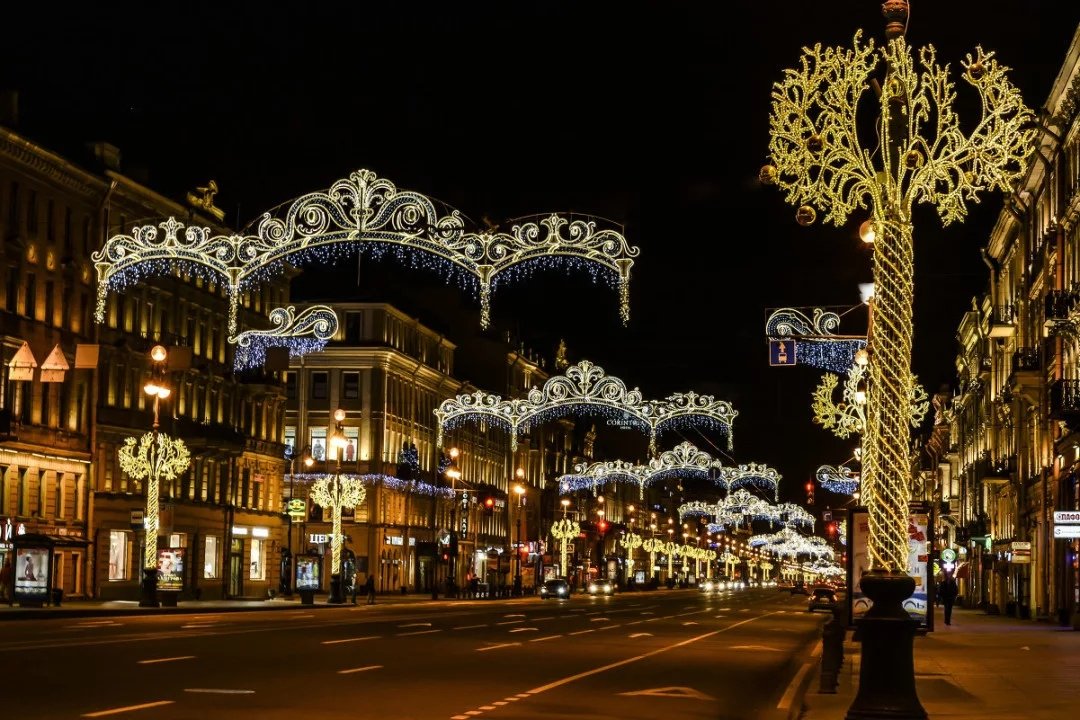 rostralnaya's tweet photo. Эх, Петербург! Ты слишком красив, чтобы быть просто другом!

Доброе утро, наш любимый город! 😘 https://t.co/jPLSBUIwZc