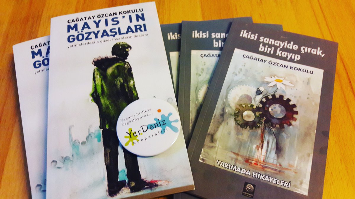 yerdenizkoop's tweet image. Gödence Kooperatifi&apos;nden iki yeni kitap YerDeniz&apos;de... Çağatay Özcan Kokulu&apos;nun kaleminden Yarımada Hikayeleri ve Mayıs&apos;ın Gözyaşları işçi örgütlenmelerini, üretici deneyimlerini geçmişten günümüze aktarıyor 🙆
#yerdenizkoop #gödencekoop #kitaplistem #kooperatifçilik #dayanışma