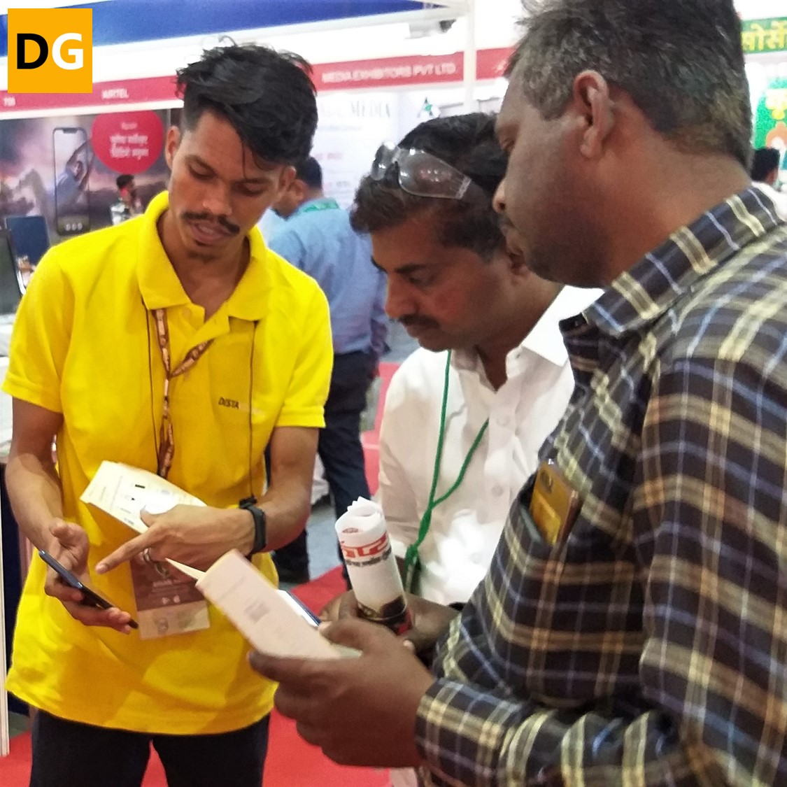 DestaGlobal's tweet photo. We're at the @KISANFair at Pune, &amp; we're looking forward to meeting with the #farmers, agri input &amp; equipment manufacturers, and retailers. Visit our stall to see a demo of how our products are changing the rural life! Map: https://t.co/129kkLLbsz
#Krishi #AgriTech #AgriStartUp https://t.co/PWB23zszyy