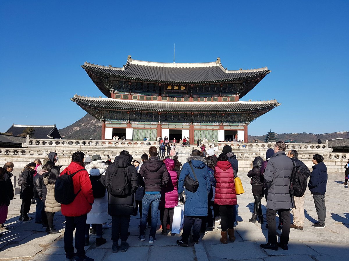 Symposium participants visiting Gyeongbokgung (Palace) after informal discussion on publication (Dec 12, 2019)
#Anthropocene #인류세