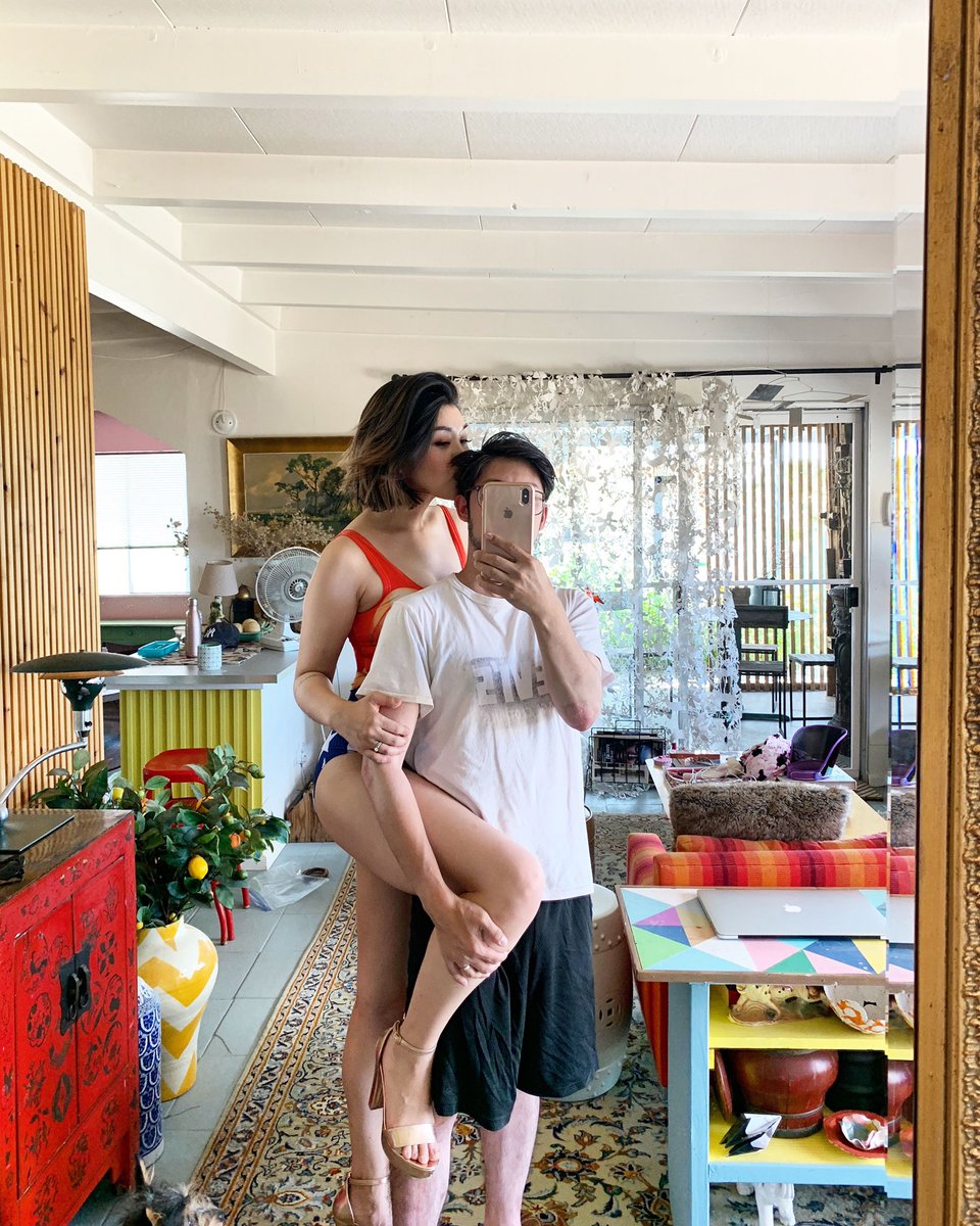 Happily married to my 5โ5โ king for 8 years while yโall are getting ghosted by 6โ2โ alcoholics with 7th grade reading levels but go off about how you only date tall men I guess