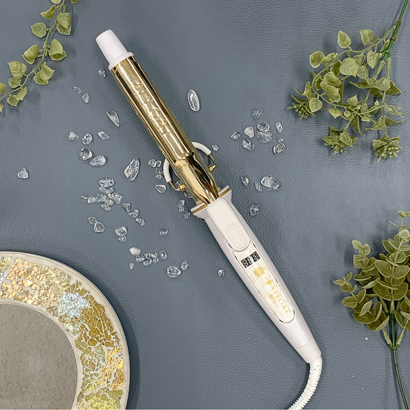 createsofficial's tweet image. 早くも締切迫る!

#ビックカメラ さんからビッグな🎄クリプレ🎅
フォロー&amp;amp; #RTキャンペーン 中‼️
@createionjapan

 をフォローして、コメント(希望のｍｍ数)付きRT🔁
抽選で10名様にセットでプレゼント🎁
12/17(火)〆🎊クリスマス当日にお届け予定🎉
 #キャンペーン #クリプレ #クリスマス #クレイツ