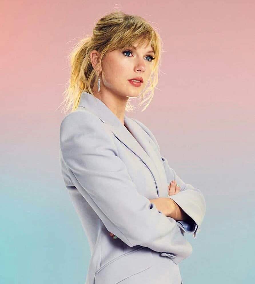 Swizzy_Swifty13's tweet photo. Woman of the Year at 22 and 25

Woman of the Decade at 29

#HappyBirthdayTaylorSwift #HappyBirthdayTaylor
#TaylorSwiftIsTheMan
#TaylorSwiftIs30 https://t.co/kprllcRdq2