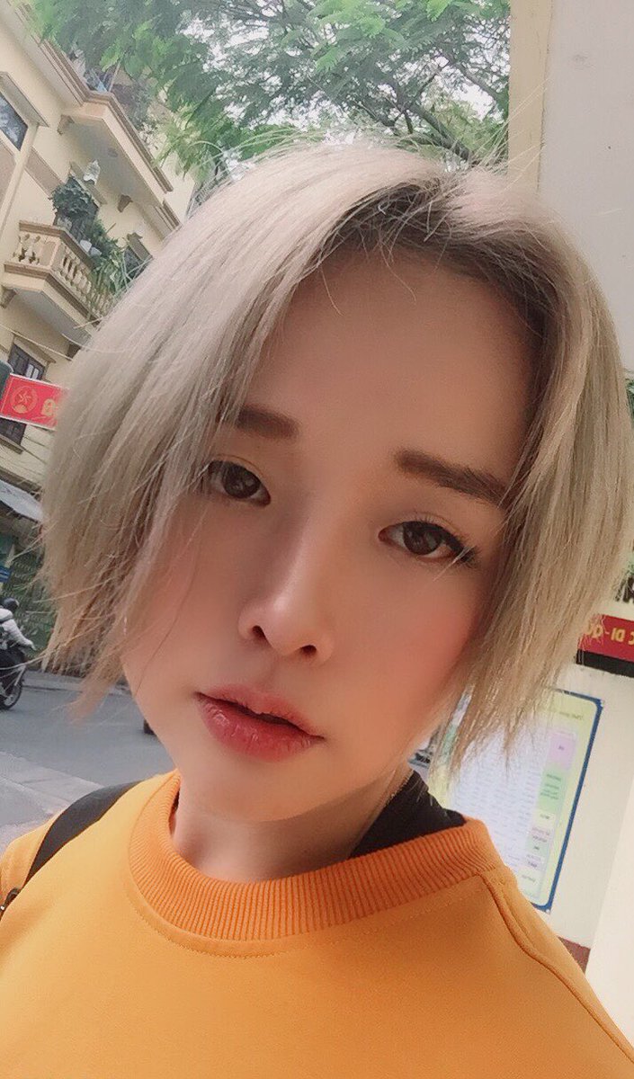 itsryoooo's tweet photo. I finished my homework ..

I started back to basic dance again.

I think it will help me better.

#ベトナムアイドル
#リョ
#Ryo
#Ryorose1211 https://t.co/OOzaTnsYJs
