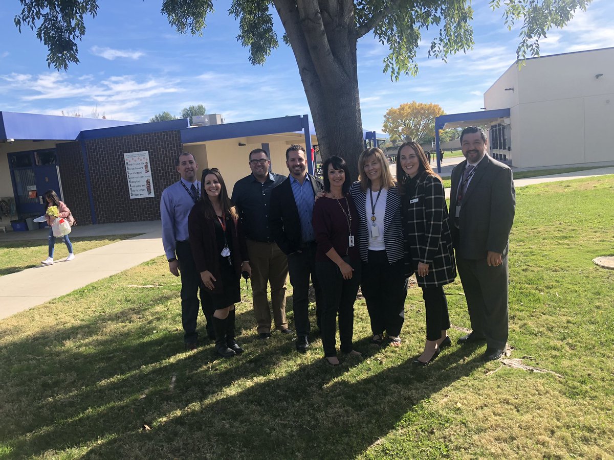 rcselpa's tweet photo. Thank you @SanJacintoUSD for allowing us to visit your amazing @SanJacintoHS and @DeAnzaTigers scholars today! The engagement and connection between students and teachers was evident! #coteaching #uniquecurriculum #accessleadershipequity https://t.co/R2VupDICq6