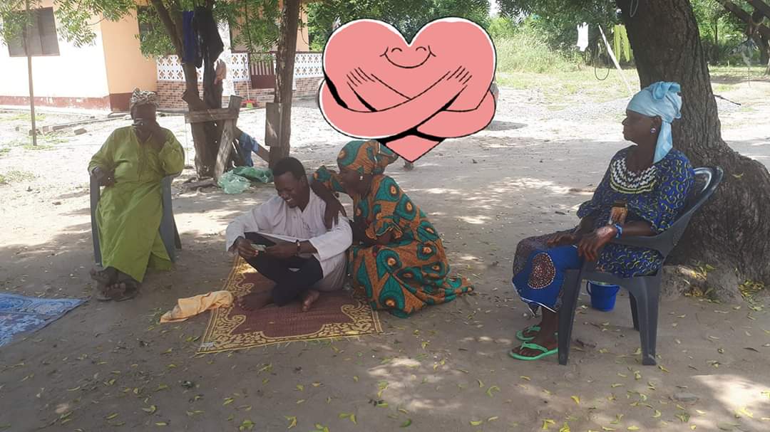UmaruSanda's tweet photo. In this life, you can replace anything but your family; particularly, your parents. So hold them like an egg.
#CommunityChild #CowboyDiaries
#MyFathersHouse https://t.co/DL7qKJbApZ