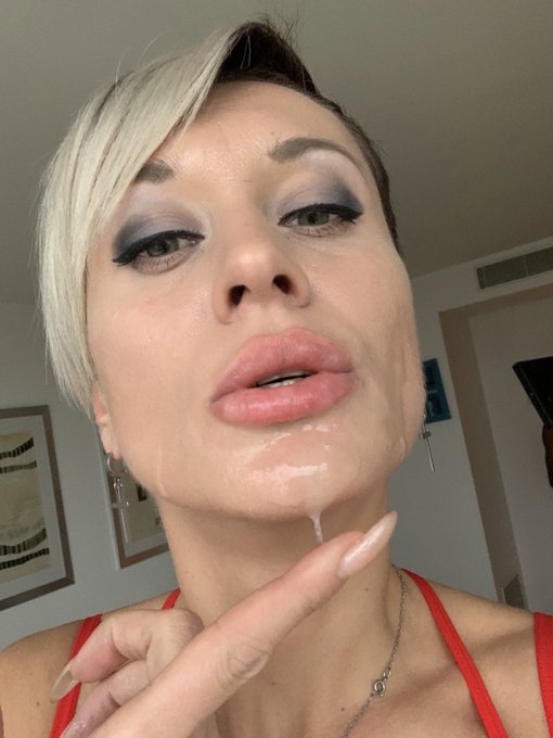 I was given voluntary advice: if you want to have a sexy shape, you need a special diet. A girl should<a href="/tag/morningmotivation"class="tags"><span>#morningmotivation</span></a>