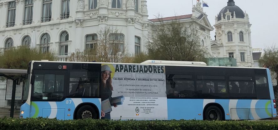 AparejadoresCAN's tweet photo. El Autobús de los APAREJADORES 
¡ nuevamente en marcha !
@AparejadoresCAN https://t.co/iBbJdxTYDX