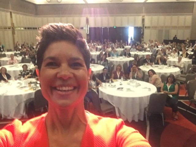 NareldaJacobs10's tweet photo. Can't believe this is the last time I'll present @10NewsFirstPER. I've felt like the last several weeks has been an unofficial farewell tour. Perth is an incredibly special place because of the people. I leave tonight with an overflowing heart. Thank you Perth!!! https://t.co/NTR08MNOi6