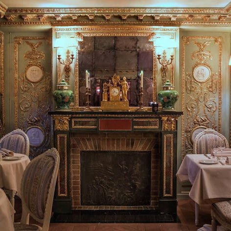 бюст пушкина в париже. Cafe pouchkine. ресторан пушкин москва. ресторан пушкин в париже. бюст поэта пушкина в париже.