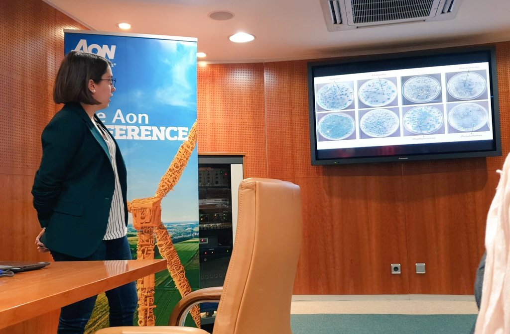 NGuerra_Pinto's tweet photo. XIII Premios a los mejores TFGs del COBM @cobcm 2019. Recibiendo el premio a primera finalista. Gracias al grupo @TMcoque, @AracilGisbert, @rauldepablo81, @almudena_of, @microRyC, @migueldiezfdz, @valflanza y Fernando baquero https://t.co/uDVv8EPq8x
