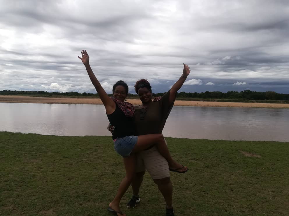 Ulendomalawi's tweet photo. Happy Friday from our lovely #UlendoSafari ladies who are out sampling one of our key Safari destinations; South Luangwa National Park.

Book your next vacation with us. Email info@ulendo.net.
 
#SouthLuangwaNationalPark #FlatDogsCamp #KafuntaRiverLodge https://t.co/HthCNr1Jum