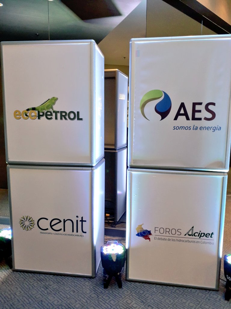 AES_Colombia's tweet photo. Ha iniciado el Foro de Energías Renovables aplicadas al sector hidrocarburos del cual somos patrocinadores y en el que se destacará el #ParqueSolarCastilla que construimos con @ECOPETROL_SA 

#ForosAcipet #EnergíasRenovables https://t.co/cYQuqxnIPO