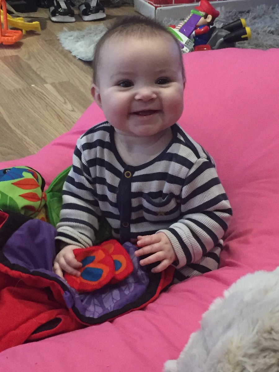spectrumof_life's tweet photo. My beautiful granddaughter ❤️❤️❤️ https://t.co/iKRUPbr603