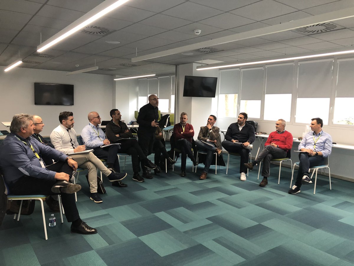 thinkandaction's tweet photo. Parte de @thinkandaction con @fb_think en una Jornada de transferencia con los líderes del grupo @VerneGroup 

Hoy trabajaremos herramientas transferibles a su realidad para obtener los mejores resultados.

#FelizViernesATodos 
#Thinklive https://t.co/9bXaDevwRE