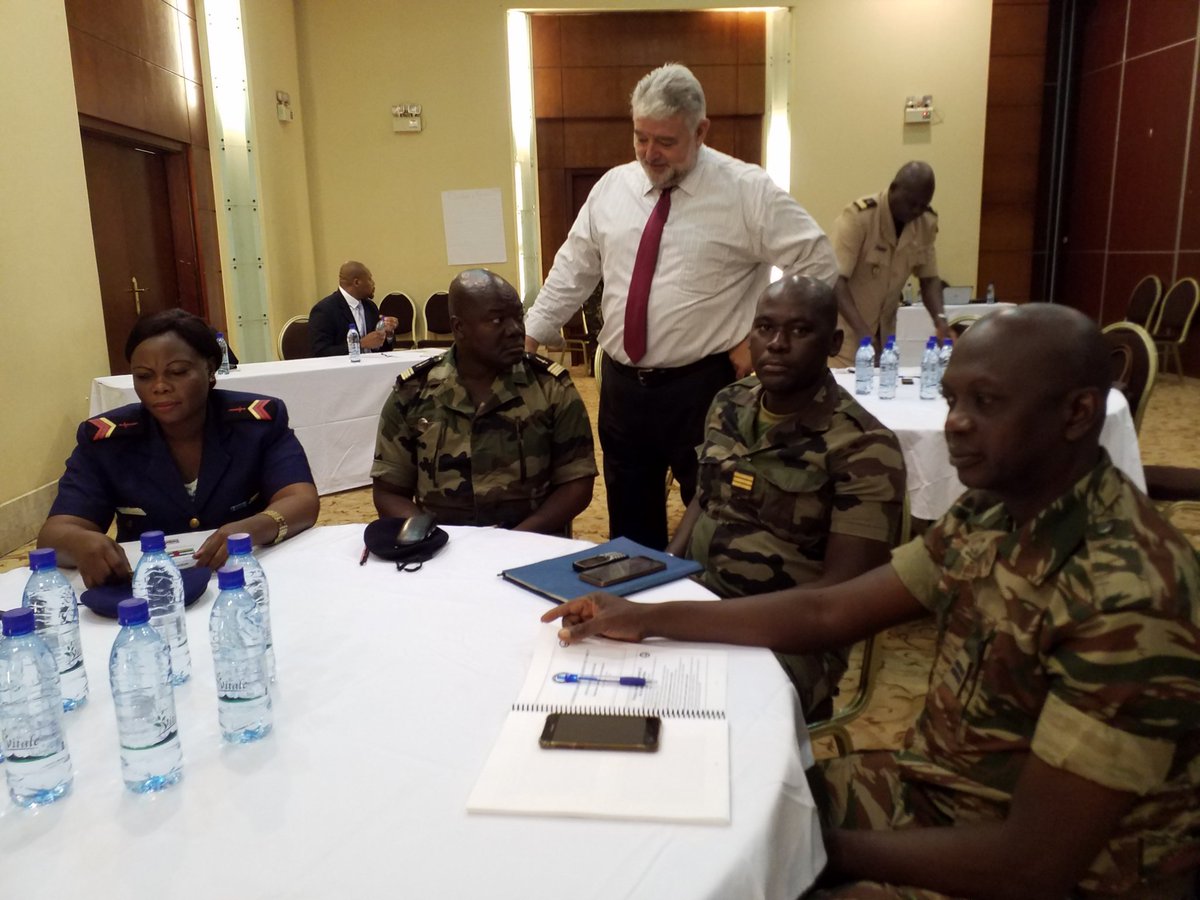 uepnddrrcaf's tweet photo. .#UEPNDDRRenAction! Les participants au séminaire sur le #DDRR, organisé par #ISG, ont relevé un déficit en communication, un manque de formations, etc.comme étant les principaux défis @GouvCF @UN_CAR @USAmbCAR. https://t.co/93VdxaECd9