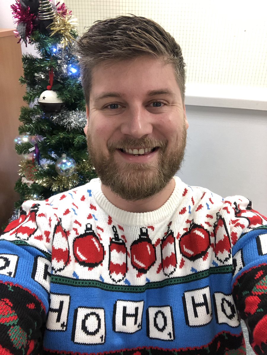 It’s #ChristmasJumperDay today at <a href="/Newlifecharity/">Newlife the Charity</a> text JUMPER to 70300 to donate £2!