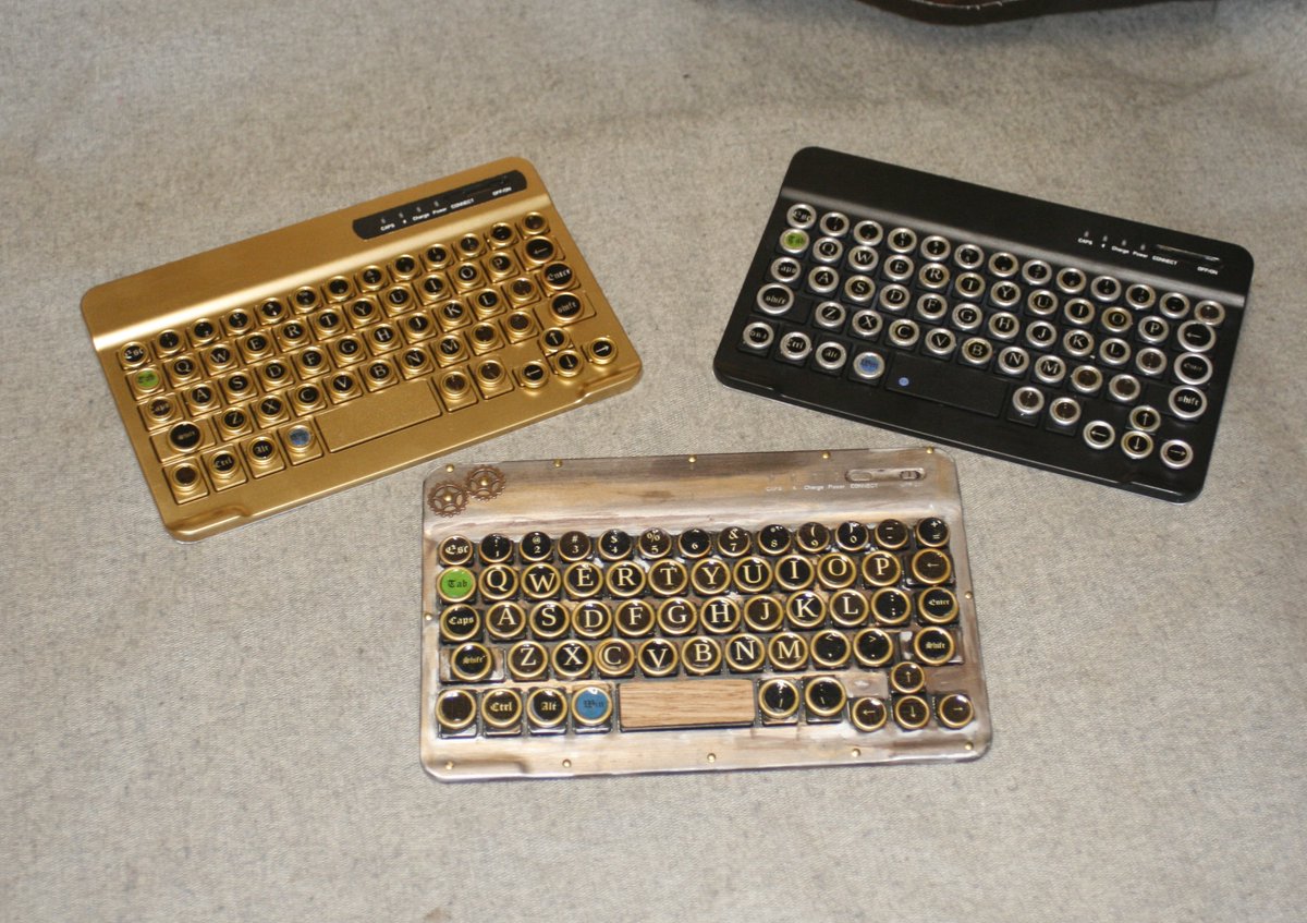 DavidAskem's tweet photo. Mini bluetooth keyboards for smartphones and tablets
steampunk style with 3 designs
#steampunk
#bluetooth
#keyboard
#gadgets https://t.co/wBT3xkjS5A