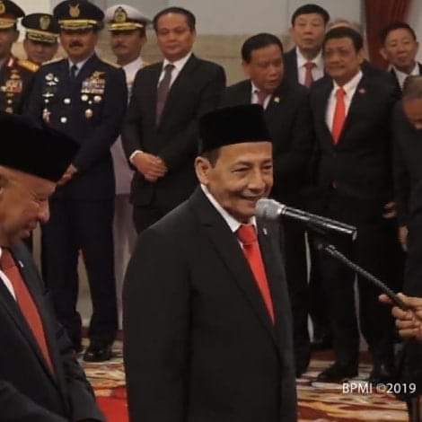 SilahuddinAbun3's tweet photo. Selamat kepada Maulana Alhabib Lutfi Bin Yahya yang menjadi Dewan Pertimbangan Presiden.
#alanumedia https://t.co/7TbmcX8EZP
