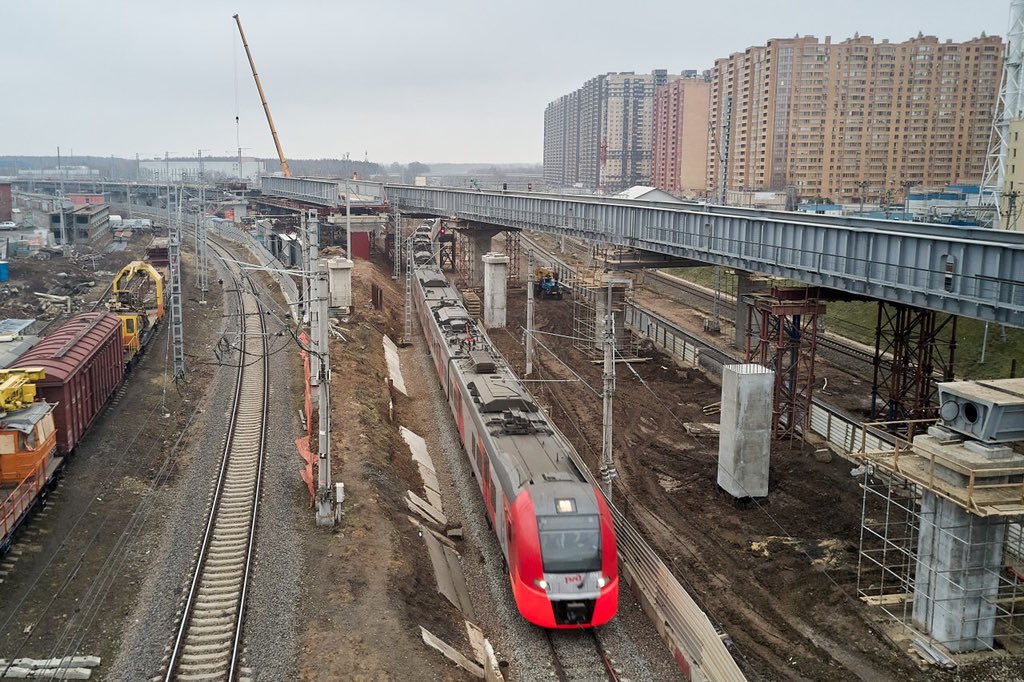 Ж д эстакада. Ж/Д эстакада Реутово-Балашиха. Эстакада Железнодорожный Балашиха. Железнодорожная станция Балашиха виадук. Эстакада ЖД ИССО.