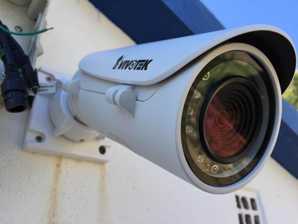 mrpcinformatica's tweet image. Instalación de #Cámaras de Videovigilancia @VivotekEspana en la Nave de la Jefatura de Policía de #Benahavís

📞 +34 951 969 033
 💡 bit.ly/2tx1bML 

#MRInformatica #Marbella #Informática #Technology 
#CamarasIP #SistemadeVideovigilancia