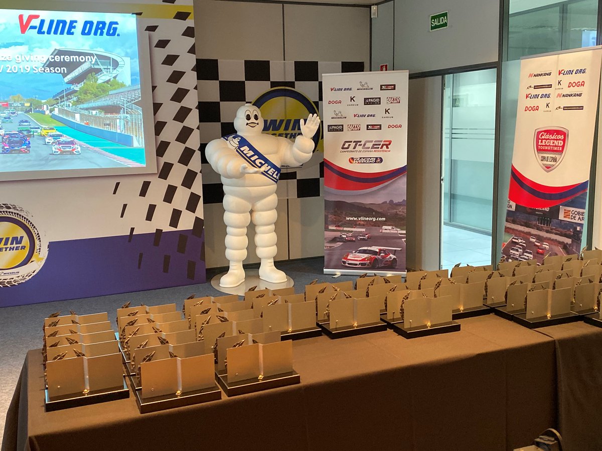VLineOrg's tweet photo. ¡Ya estamos aquí!
👉🏼 El Centro de Formación y Asesoramiento de @Michelin_Sport España, nos recibe para llevar a cabo la entrega de Trofeos 2019 del #GTCER y la #CECLY 🏆🥇
✅Hoy premiaremos a los nuevos campeones y subcampeones de España💯 https://t.co/suYtanDvbX