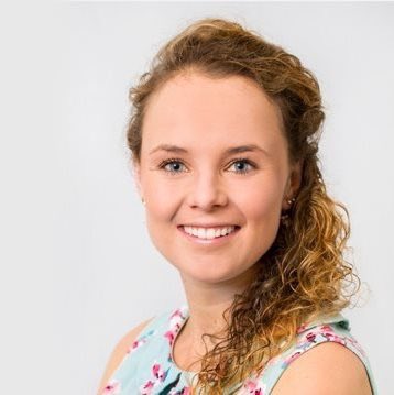 Cardiff_Chiro's tweet photo. Amazing news! Stacey Priddle is an experienced chiropractor who has joined us as we are getting busier. She is also experienced in BSL sign language and is fantastic at addressing the whole body and mind when it comes to pain. 
Call 02920552299
#Cardiff
#chiropractor https://t.co/SY4d3abovY