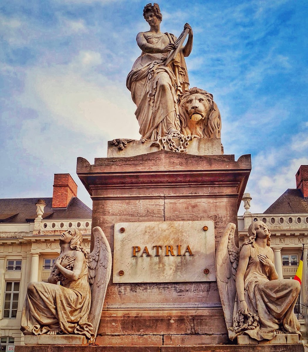 ExploreTactics's tweet image. 📌Belgium 🇧🇪 Patria Statue since 1838 in the center of Brussels.
.

#europe_pics #europe_ig #europe_greatshots #europetravel #europetrip #europe_perfection #belgium🇧🇪 #belgium #belgiumtrip #brussels #brusselscity #bruxellestagram #statues #statueart  #urban_shutter #livingstatue
