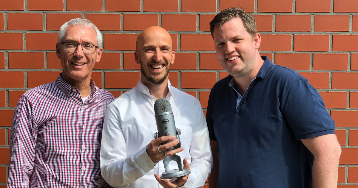 Sogeti_NL's tweet photo. De mannen van de #Technology Leads #podcast hebben de afgelopen weken niet stilgezeten. Met gasten als Patrick Kicken, Paul Custers (NS) en Joost Ramaekers (Sogeti) waren het goed gevulde uitzendingen. Blik met ons mee terug op de laatste afleveringen!

🎙️ https://t.co/IbtkrDwgHv https://t.co/QKGYxlTAsA