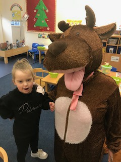 linn_psadc's tweet photo. Fun morning at Castle Engineering judging their Christmas jumper competition- complete with our own Rudolph! Thank you  to @castleprecision for  their continuous  support over the year too! https://t.co/y3xHPWHSN5