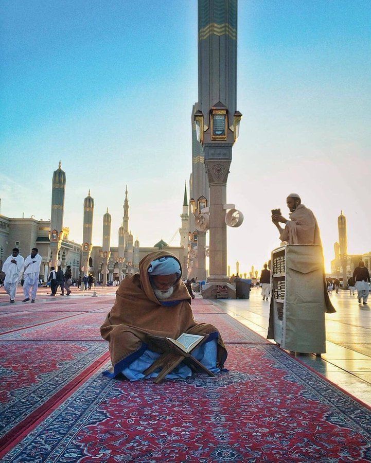 Taf3olKSA's tweet photo. أمورنا مرتبة في السماء ، نظن أننا نختار ، نظن بأننا نقرر ، ثم تأتي (كُن فيكون)💛

ونعرف أننا لا نملك من أمورنا شيء
لن ينسَ الله خيرًا قدمته ، و همًا فرّجته ، وعينًا كادت أن تبكي فأسعدتها ✨
عش حياتك على تقبل عطايا الرحمن  راضيًا مبتسمًا 💭

#جمعه_مباركه
 #تطوير_الذات https://t.co/HQ5YTji6ln