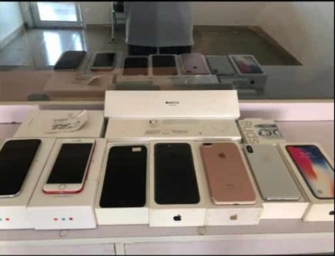 speak2jeph's tweet photo. Ember Splash...๐ฅ
Come and pick your own
Shop C30 Emab Plaza Wuse ll FCT Abuja
DM call 07032124400
What'sapp 07032124400
#D_connect @awa_karis
#AbujaTwitterCommunity
#abujatwitterhangout
@comfortzone23 @Abuja_Facts @ABUJAPLUG @imoleayomichael @potam1304 @SocialAbuja https://t.co/imZN6xLC1g