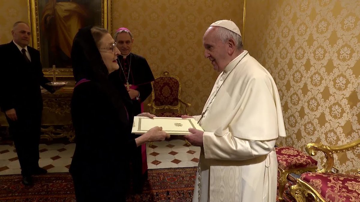 CaritasGeorgia's tweet photo. Pope Francis meets with Ketevan Bagrationi, the new Ambassador of Georgia in Vatican. She gave him cross made by young people of Caritas Georgia. 
See the link : https://t.co/VjAtg4aUJC https://t.co/nKTkVAoczz