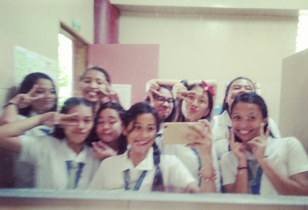 mgbreyes_'s tweet photo. #FlashbackFridayFeels . Wid mY j3Jeh gUrLsxK .,, sΓΌupEr h4ppY ChIkK4 nD b0nDiNg :")
#BusinessFinanceHour ...
#StressFreeFriday π
#Fr1EndS ππππ
#ReUnitEd π
#LooksLike13ButGorsNa beri CΓΌti3pie$
#PeaceWithMaamAdviser (aWeeE heh3 π)
#FridayThe13th π»
#GoodToBeB4ckTWITTER https://t.co/Ds9GjFvvg8