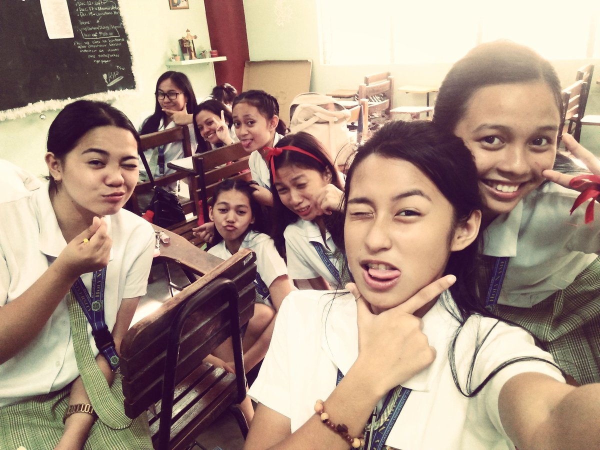 mgbreyes_'s tweet photo. #FlashbackFridayFeels . Wid mY j3Jeh gUrLsxK .,, sΓΌupEr h4ppY ChIkK4 nD b0nDiNg :")
#BusinessFinanceHour ...
#StressFreeFriday π
#Fr1EndS ππππ
#ReUnitEd π
#LooksLike13ButGorsNa beri CΓΌti3pie$
#PeaceWithMaamAdviser (aWeeE heh3 π)
#FridayThe13th π»
#GoodToBeB4ckTWITTER https://t.co/Ds9GjFvvg8