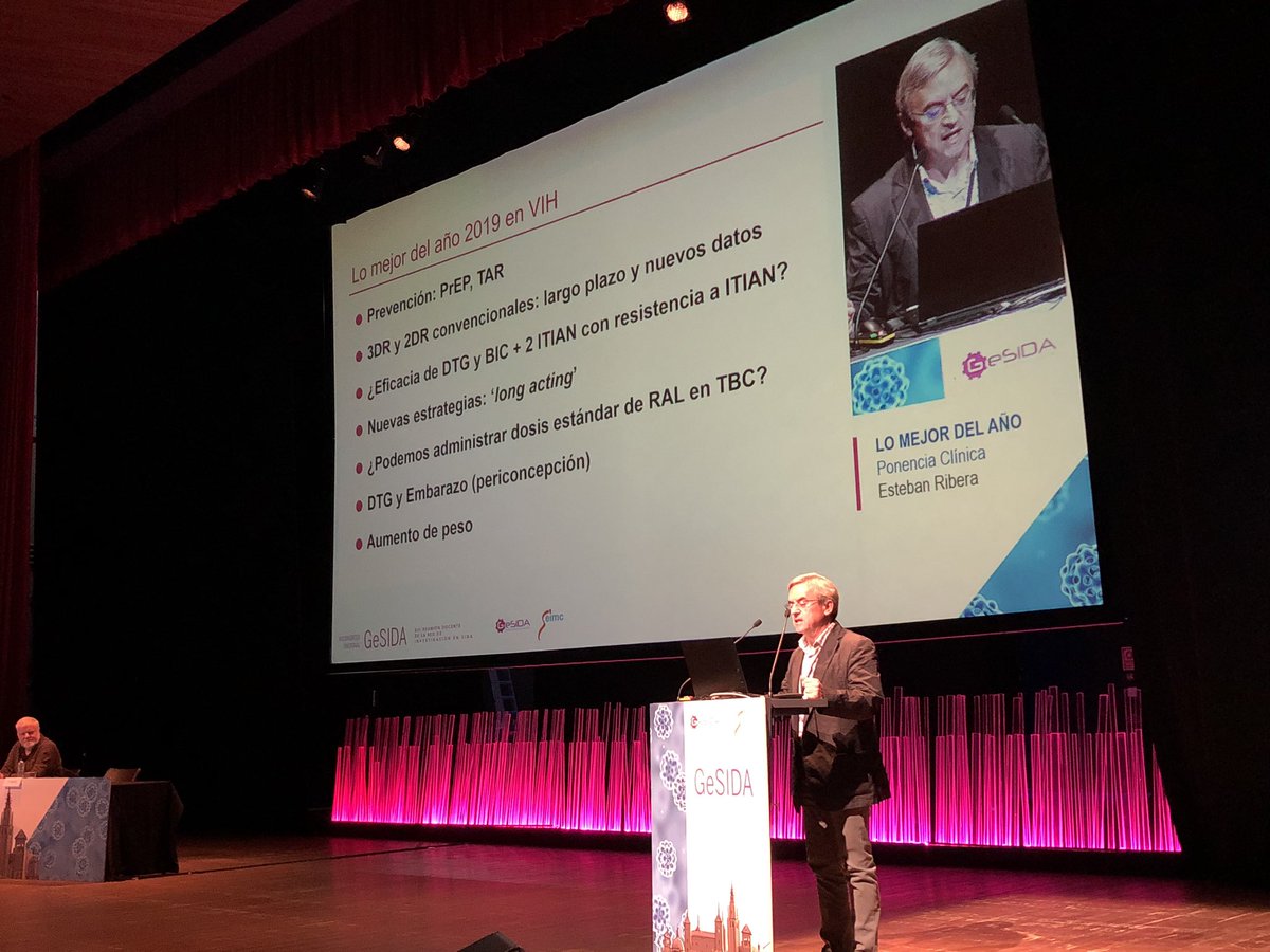 GeSIDA_SEIMC's tweet photo. Y ahora le toca el turno a la Clínica. Esteban Ribera, del @vallhebron nos avanza en esta dispositiva inicial qué nos ha deparado 2019 en este ámbito. #GeSIDA19 https://t.co/La6MwMoK6Y