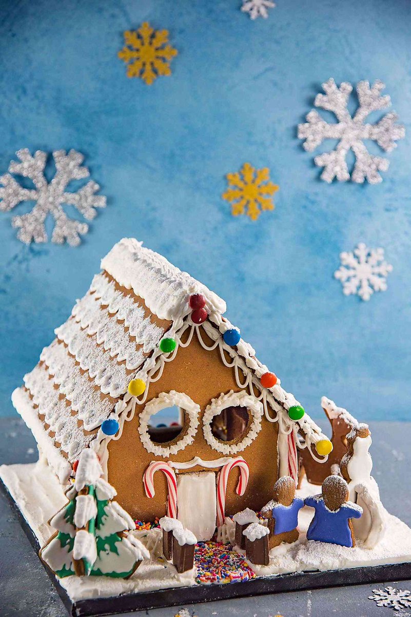 jonesca41's tweet photo. @wearecowshed @FOR_Cardiff @WyburnWayne @CardiffTimes @VisitCardiff @ILovesTheDiff @asoundreaction @itsoncardiff @Wales247 #gingerbreadmun https://t.co/Btb1HdwmBB