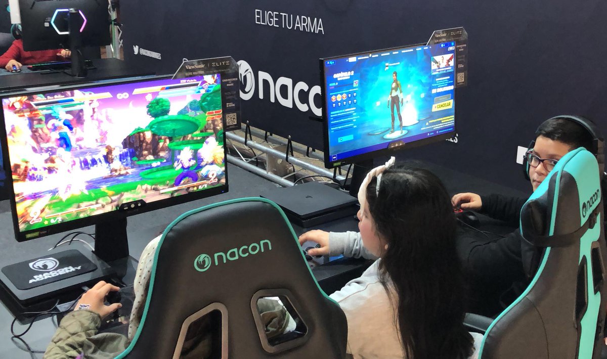 G_Explosion_'s tweet photo. ¿Qué, jugones, cómo lo veis? Maravillosamente, seguro, ¡porque tenemos los mejores monitores! Sí, @ViewSonicES y #GamingExplosion en @DreamHackSpain #Sevilla, ¡sólo cosas buenas y bonitas para vosotros en #DHSEV19! ¡A jugar! https://t.co/Wmg0GLaPdv