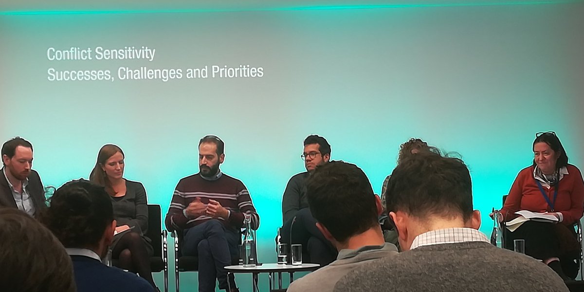 CSC_Hub's tweet photo. Elias Sadkni, Director of House of Peace Foundation, community based peacebuilding organisation in Lebanon / Syria:
Small organizations are naturally more #contextsensitive & flexible to adapt to #ConflictSensitivity.
We need more thinking on social aspect of the concept. https://t.co/ilM6TbHumb