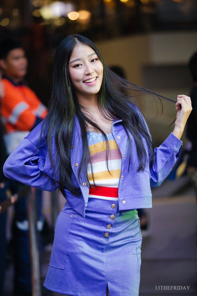 13TheFriday's tweet photo. Happy ด้วยเลย ได้มีโอกาสร่วมงานนี้ กับน้องๆ👍
#พลอยใส #PloysaiAF12
#TheFaceOfAbility4
#FiveForAll https://t.co/T9jFDWUZao